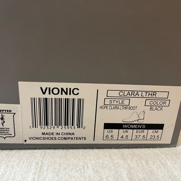 Vionic Leather Bootie - Picture 4 of 7